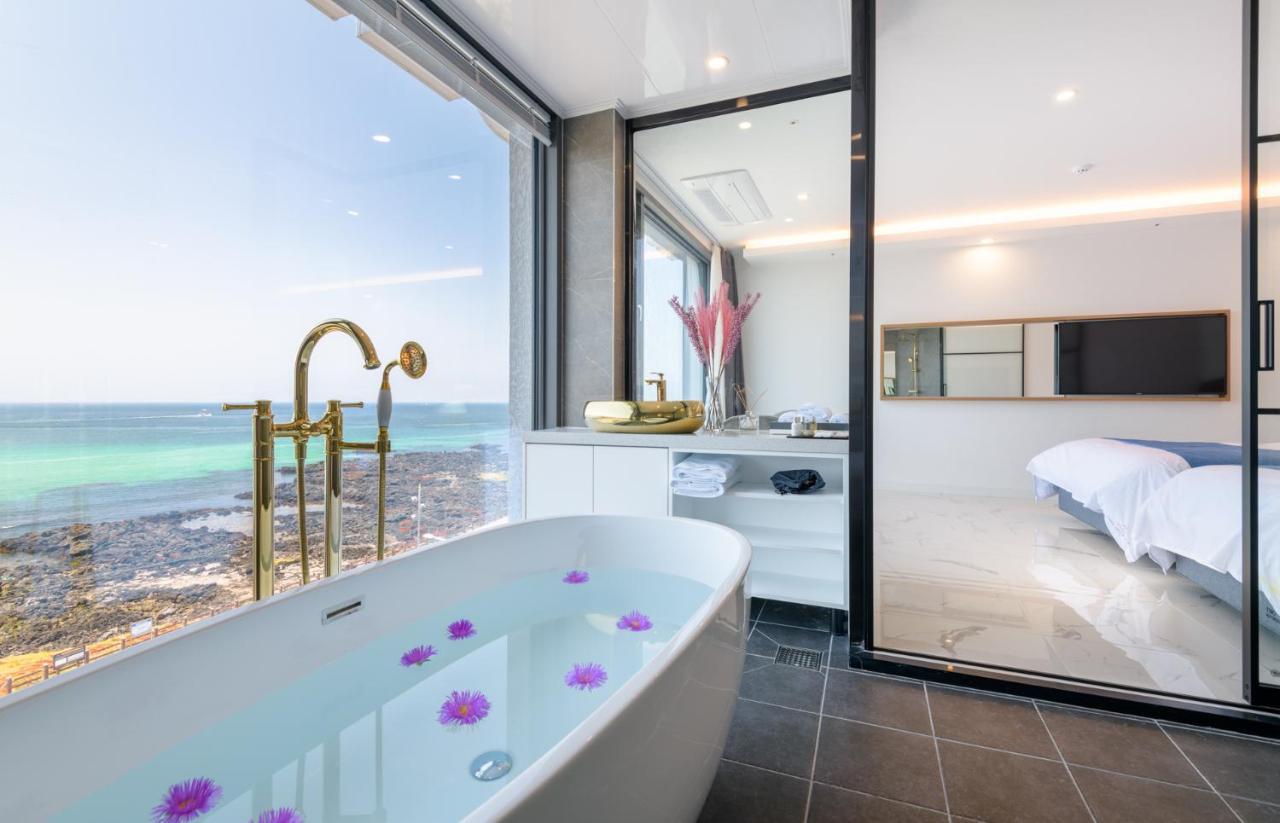 Hotel Mer Bleue Чечжу Екстер'єр фото