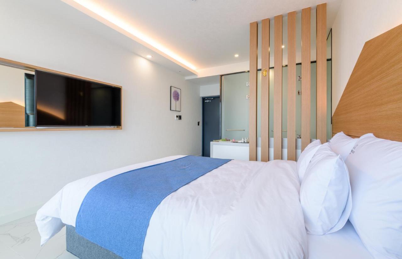 Hotel Mer Bleue Чечжу Екстер'єр фото